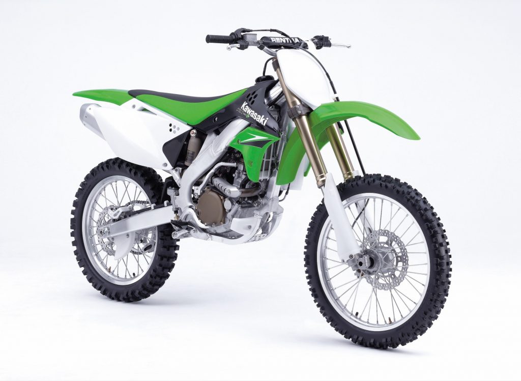 The Kawasaki/Suzuki alliance would only last a few years, with Kawasaki introducing an all-new 100% green version in 2006.