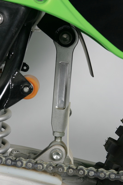 Early 80’s KX’s all used a version of this “dog bone” rear linkage design. Interestingly, you could actually adjust the