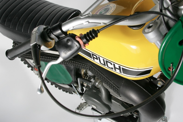 Puch chose Magura to supply the throttle and levers for the Everts Replica.